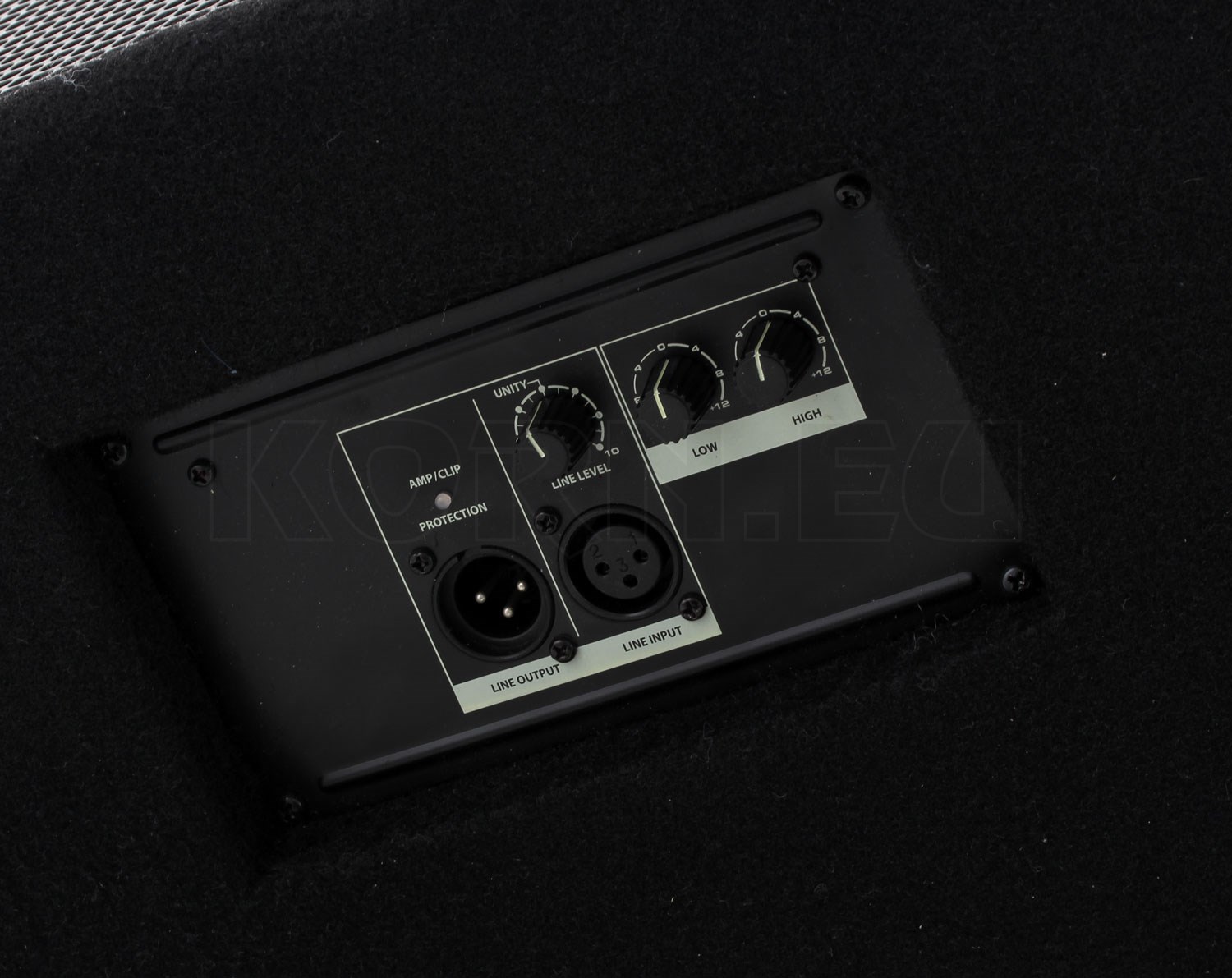 Audiopakket S Huren | Tot 45 Personen – Speakers & Mixer - Afbeelding 5