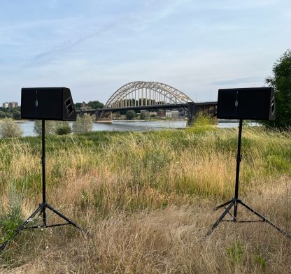 Geluid huren bedrijfsfeest | Vanaf €65 11 Audiopakket S